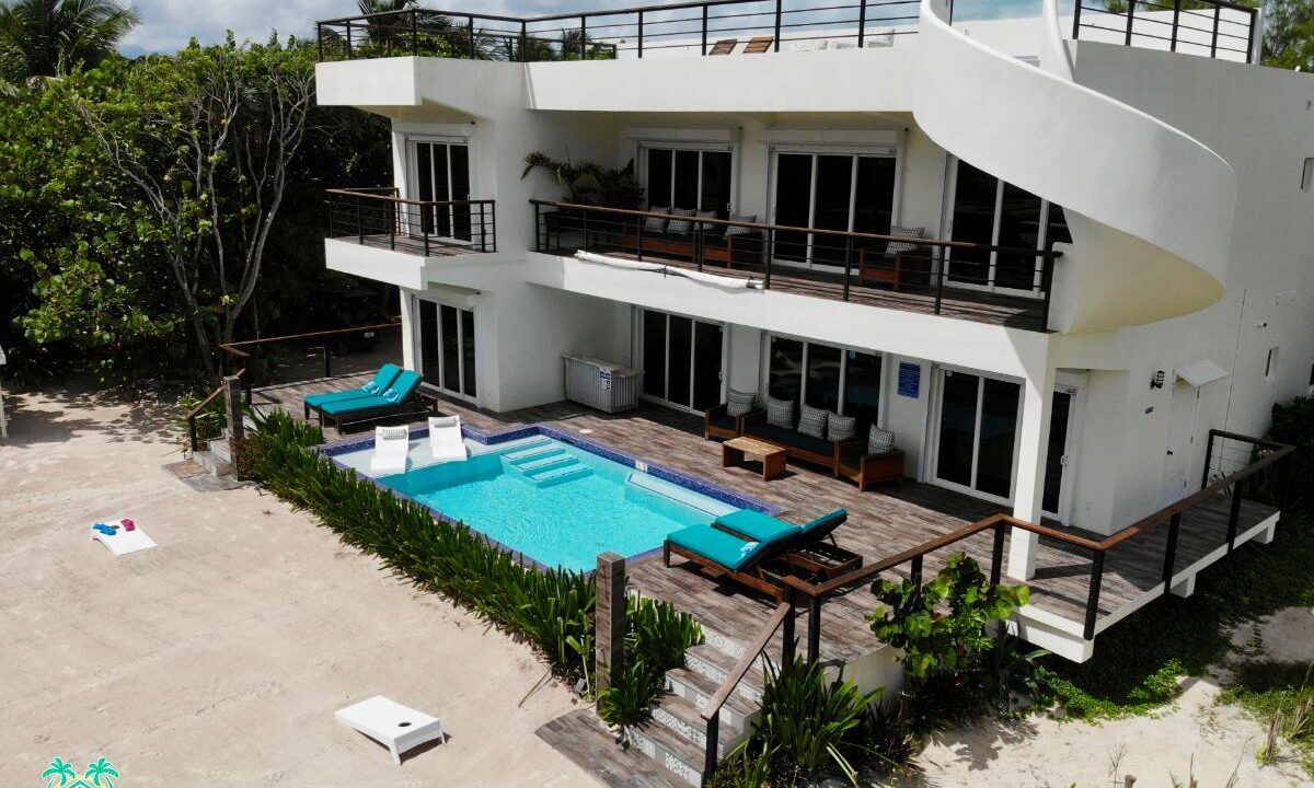 Mangata Villas – A Luxurious Adults-Only Beachfront Retreat with Moon Bar and Main House on Ambergris Caye, Belize