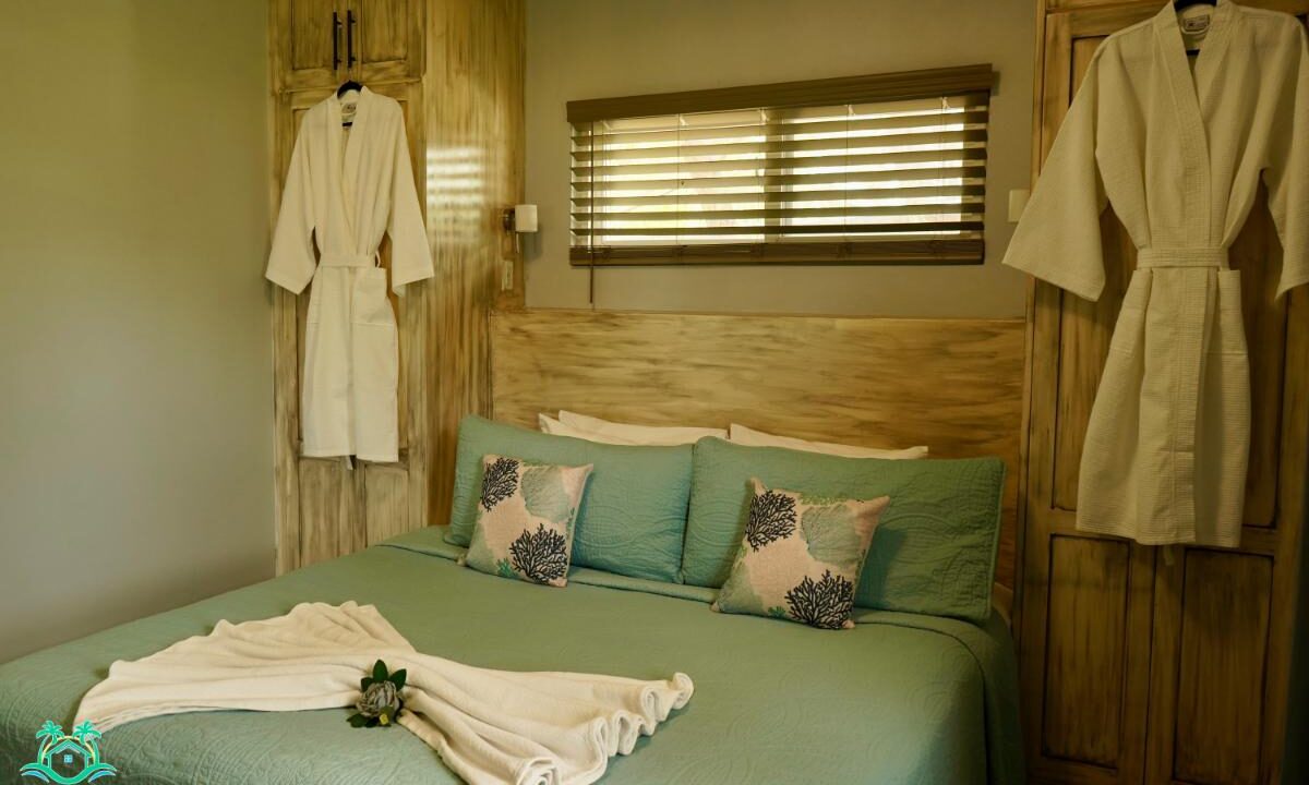 Mangata Villas – A Luxurious Adults-Only Beachfront Retreat with Moon Bar and Main House on Ambergris Caye, Belize