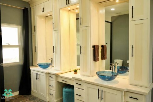 Mangata Villas – A Luxurious Adults-Only Beachfront Retreat with Moon Bar and Main House on Ambergris Caye, Belize
