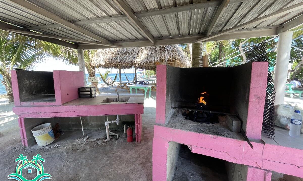 Bread and Butter Caye - TWO PRIVATE ISLANDS IN BELIZE FOR SALE