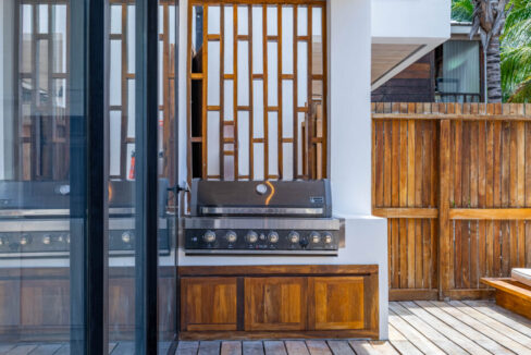LISA-CAYE-CAULKER-LISTING-FULL-RESOLUTION-18-1110x623