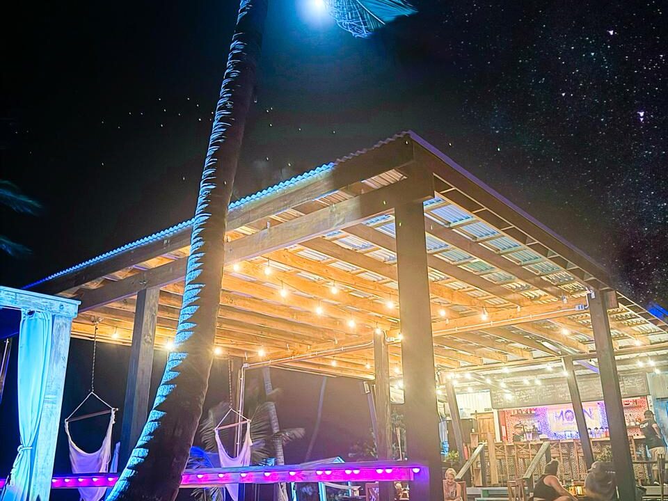Mangata Villas – A Luxurious Adults-Only Beachfront Retreat with Moon Bar and Main House on Ambergris Caye, Belize
