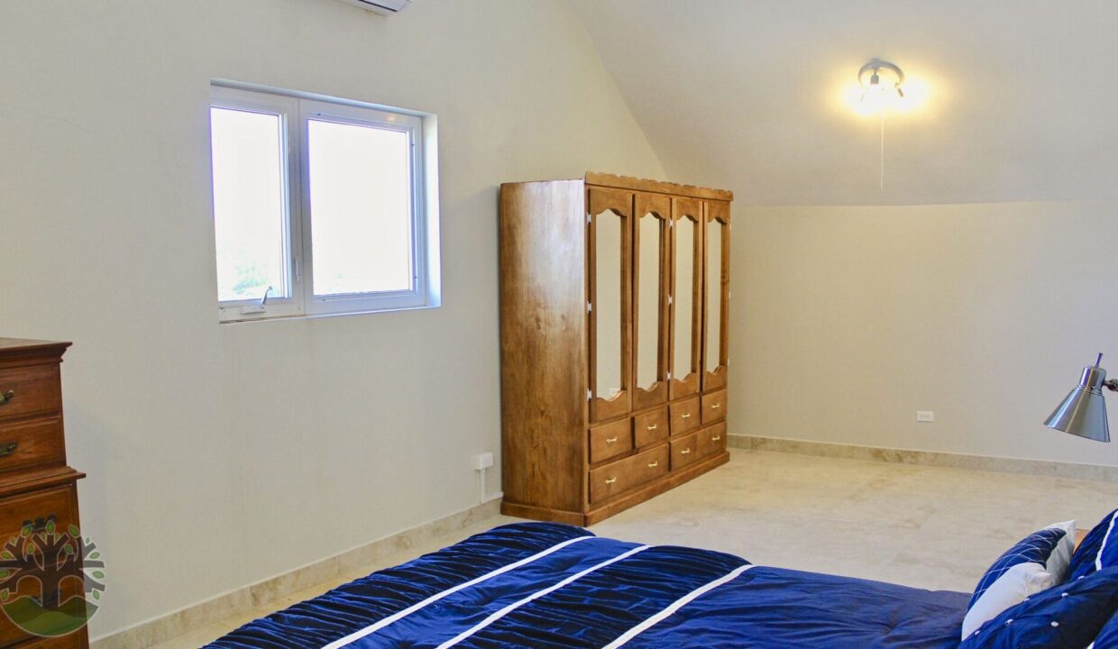 bed_south_up_b