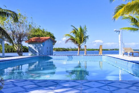 community_pool_b