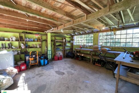 08-BUNKHOUSE-HOSTEL-WORKSHOP
