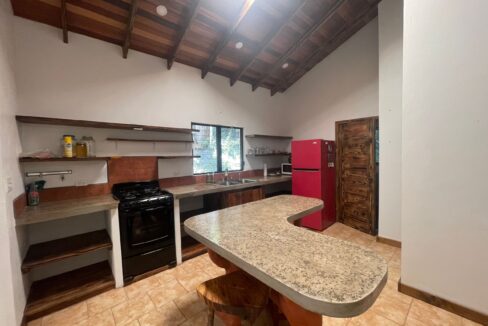 18-PR-H111-KITCHEN-03-scaled