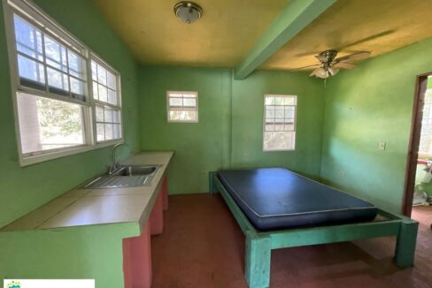24-3-STORY-CONCRETE-HOUSE-ROOF-STUDIO