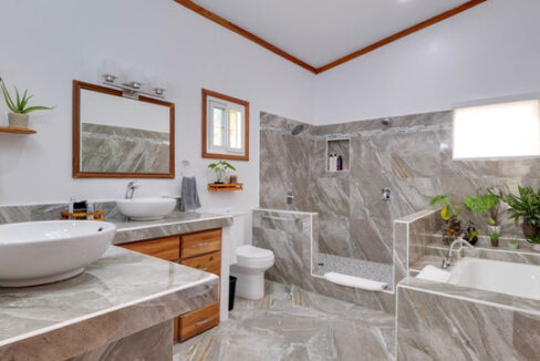 3345_20251022placencia_beach_house035