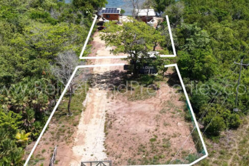 Beach-front-and-beachview-lots-for-sale-in-Mullins-River-835x467