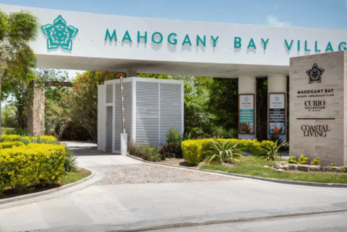 Mahogany-Bay-Gate