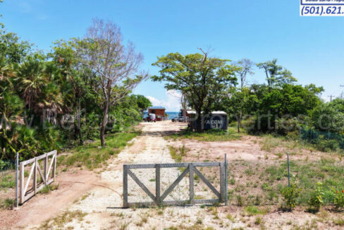 Property-for-sale-in-Belize-copy-835x467