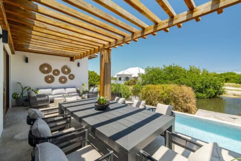 Tranquility-Exterior-Deck