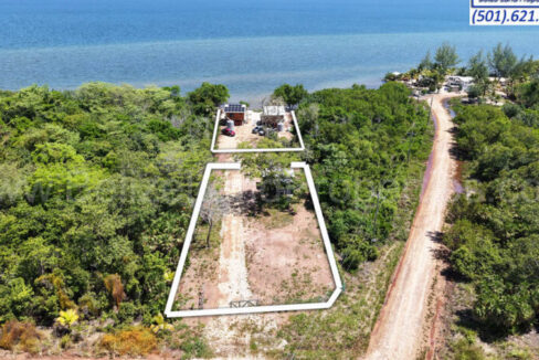 beachfront-property-for-sale-in-Mullins-River-belize-copy-835x467