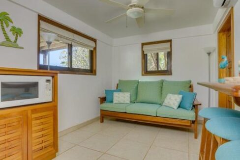3356_BeachLevelLivingArea2