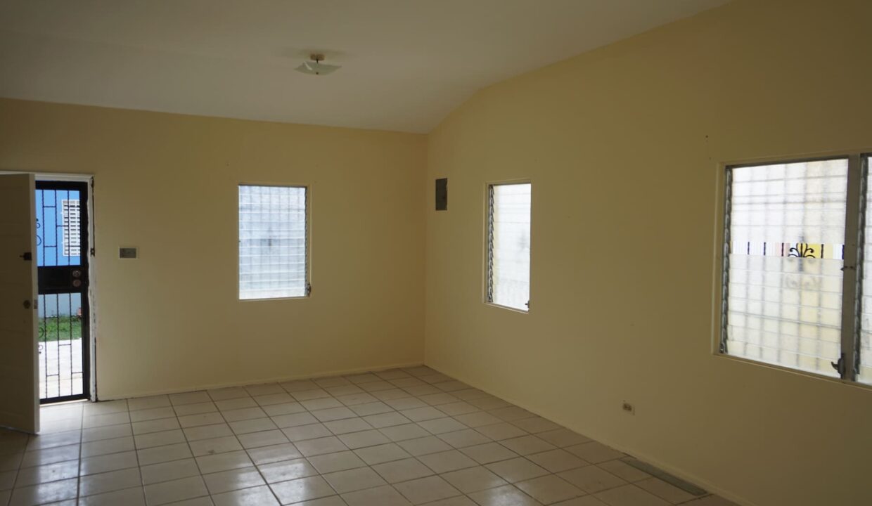 CHR05069