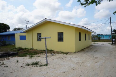CHR05083