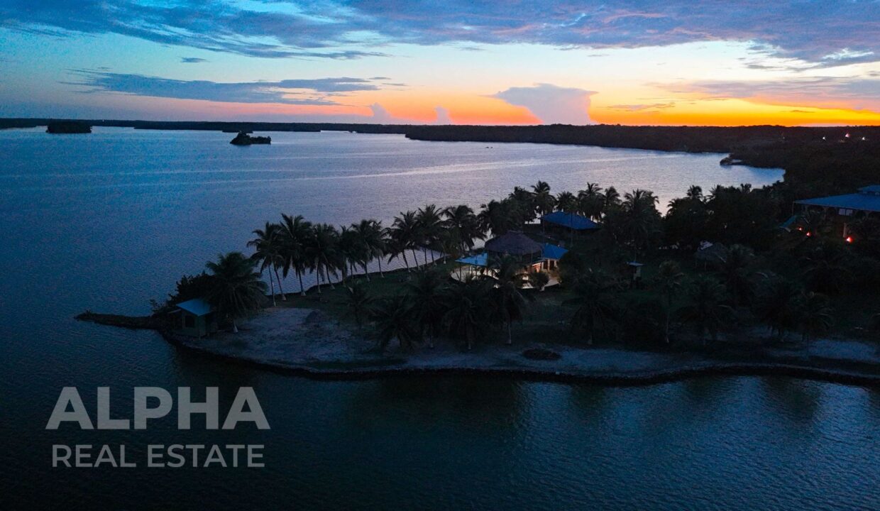 belize-caribbean-lagoonfront-luxury-haven-progresso (1)