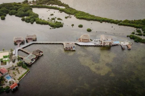 overwater-condos-for-sale-in-lina-point-san-pedro-ambergris-caye-belize (3)