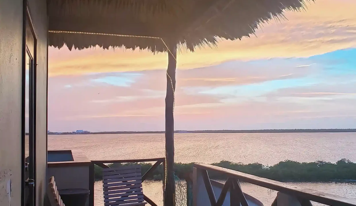 overwater-condos-for-sale-in-lina-point-san-pedro-ambergris-caye-belize (8)