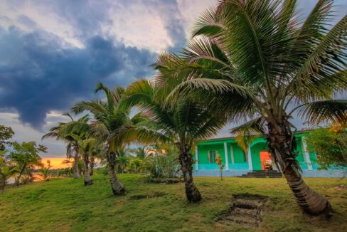 progresso-belize-lagoonfront-concrete-villa-for-sale-min (1)