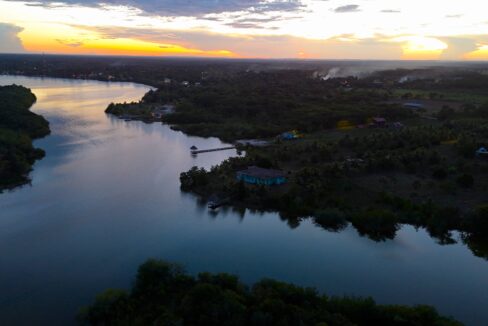 progresso-belize-lagoonfront-investment-property-min (1)