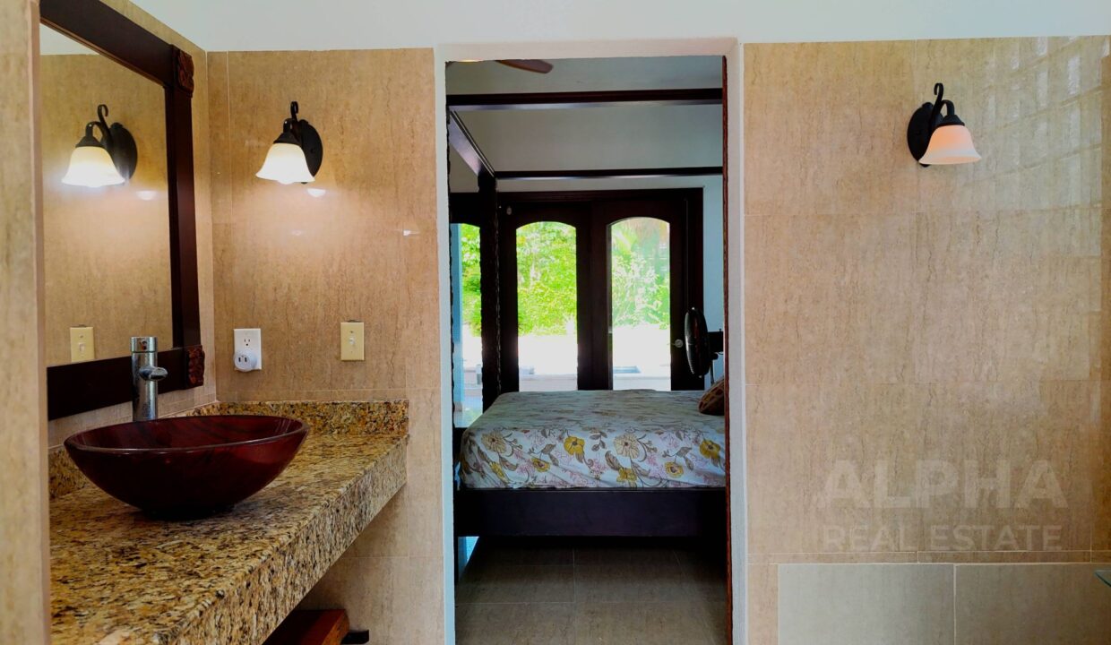 progresso-heights-belize-home-for-european-investors