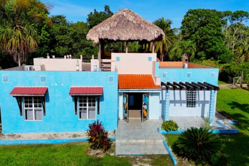 progresso-heights-belize-house-for-expats-with-pool