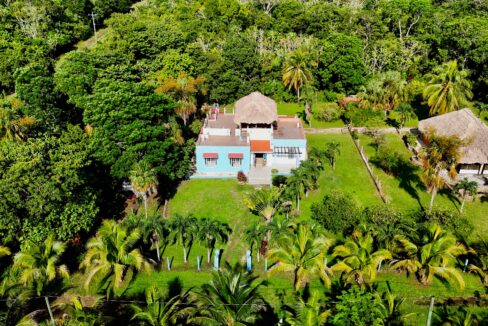 progresso-heights-belize-house-with-pool-and-cabana-for-sale