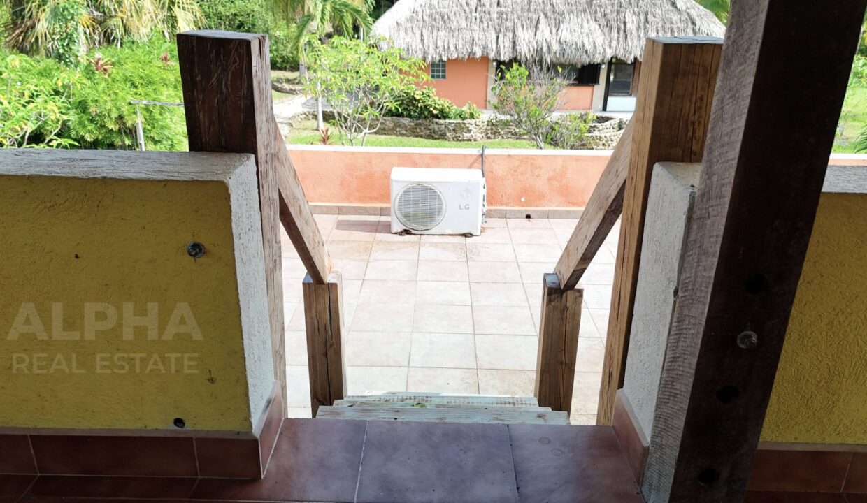 progresso-heights-belize-pool-villa-for-us-retirees