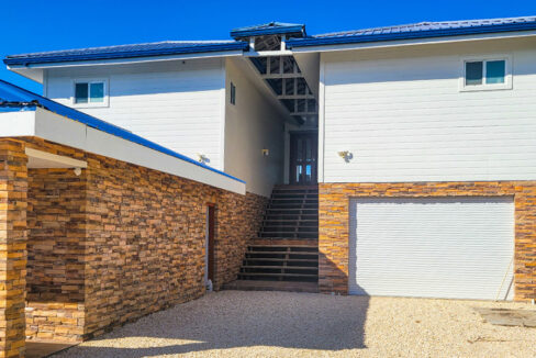 2-vista-cove-home