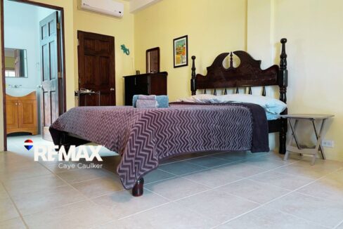 541-Studio-Bedroom