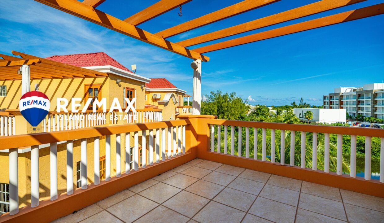 AMBERGRIS-LAKE-VILLAS-B6-RESIZED-WATERMARKED-19