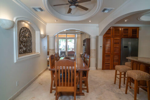BCE-Villa-7-DSC01078-Dining-Room_web