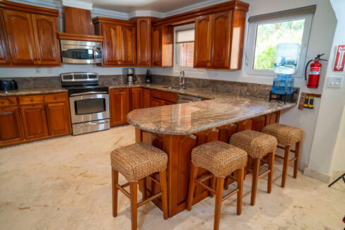 BCE-Villa-7-DSC01183-Kitchen_web