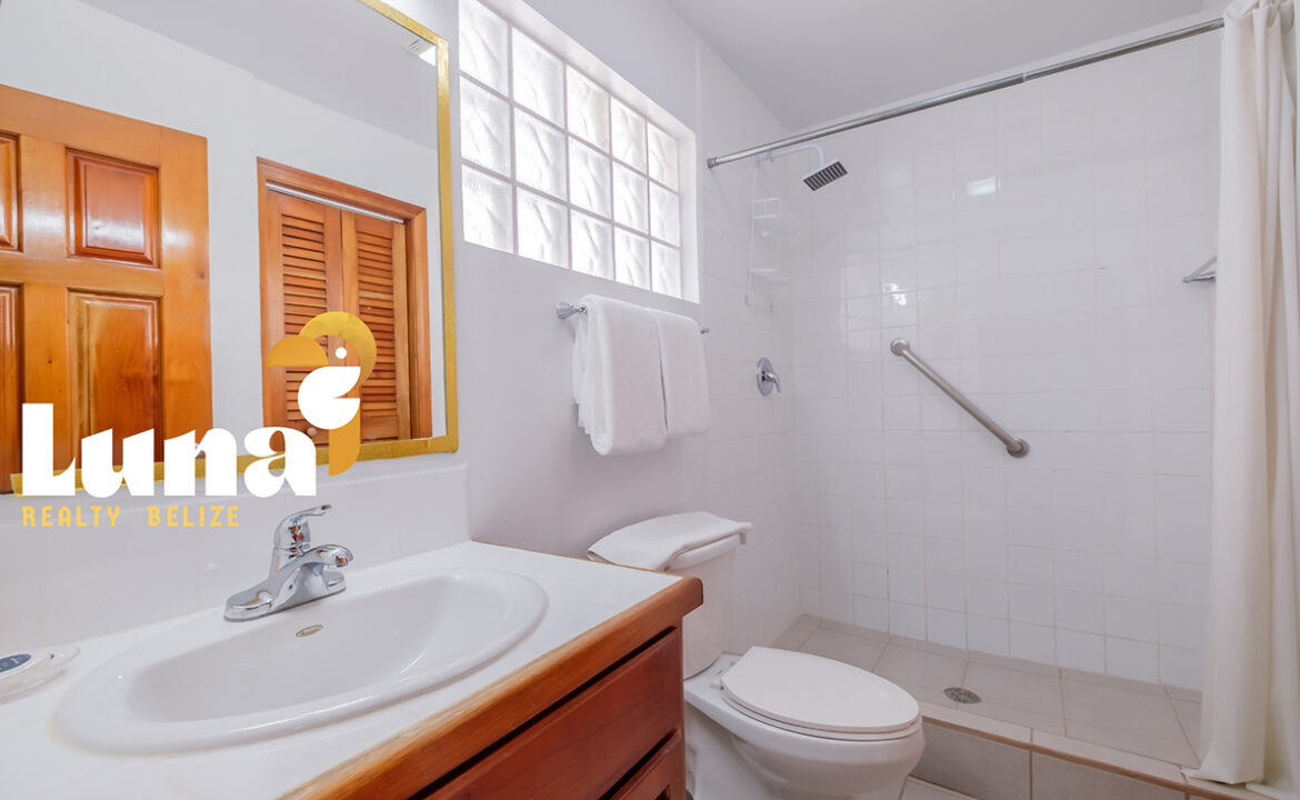 Luna-c108-bathroom-1170x785