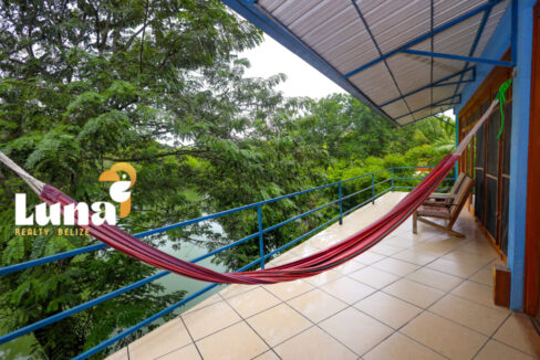 River-Bend-veranda-with-hammock