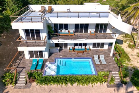 Mangata Villas – A Luxurious Adults-Only Beachfront Retreat with Moon Bar and Main House on Ambergris Caye, Belize