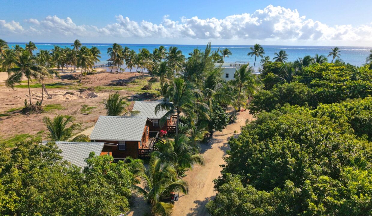 Mangata Villas – A Luxurious Adults-Only Beachfront Retreat with Moon Bar and Main House on Ambergris Caye, Belize