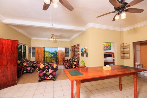 belize-luxury-waterfront-estate (1)