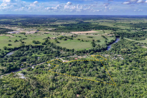 2120Acre20Mount20Hope20Retreat20Unitedville20Cayo20Belize2001