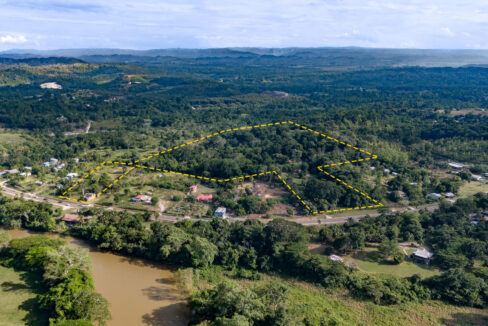 2120Acre20Mount20Hope20Retreat20Unitedville20Cayo20Belize2010