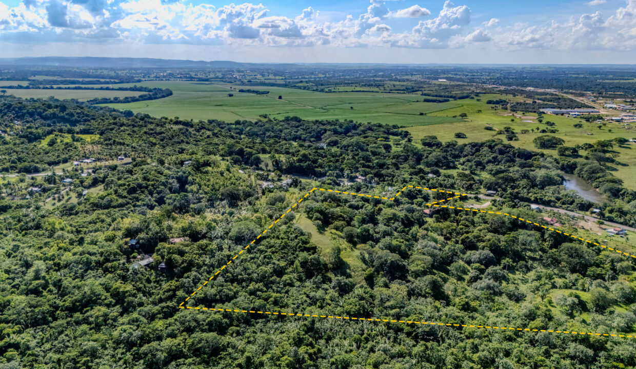 2120Acre20Mount20Hope20Retreat20Unitedville20Cayo20Belize2012