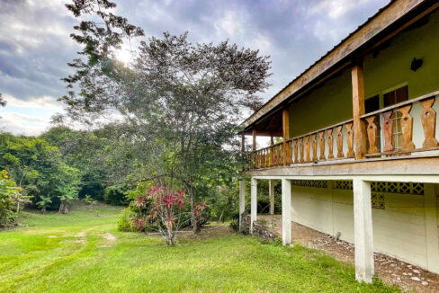 2120Acre20Mount20Hope20Retreat20Unitedville20Cayo20Belize2016