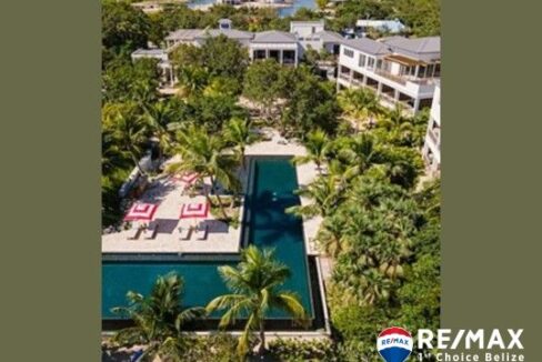 3381_ResortItzAnaPool