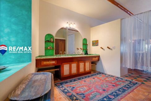 LA-PERLA-VILLA-EMERALD-RESIZED-WATERMARKED-17