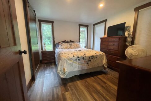 PR-F107-30-Guest-bedroom