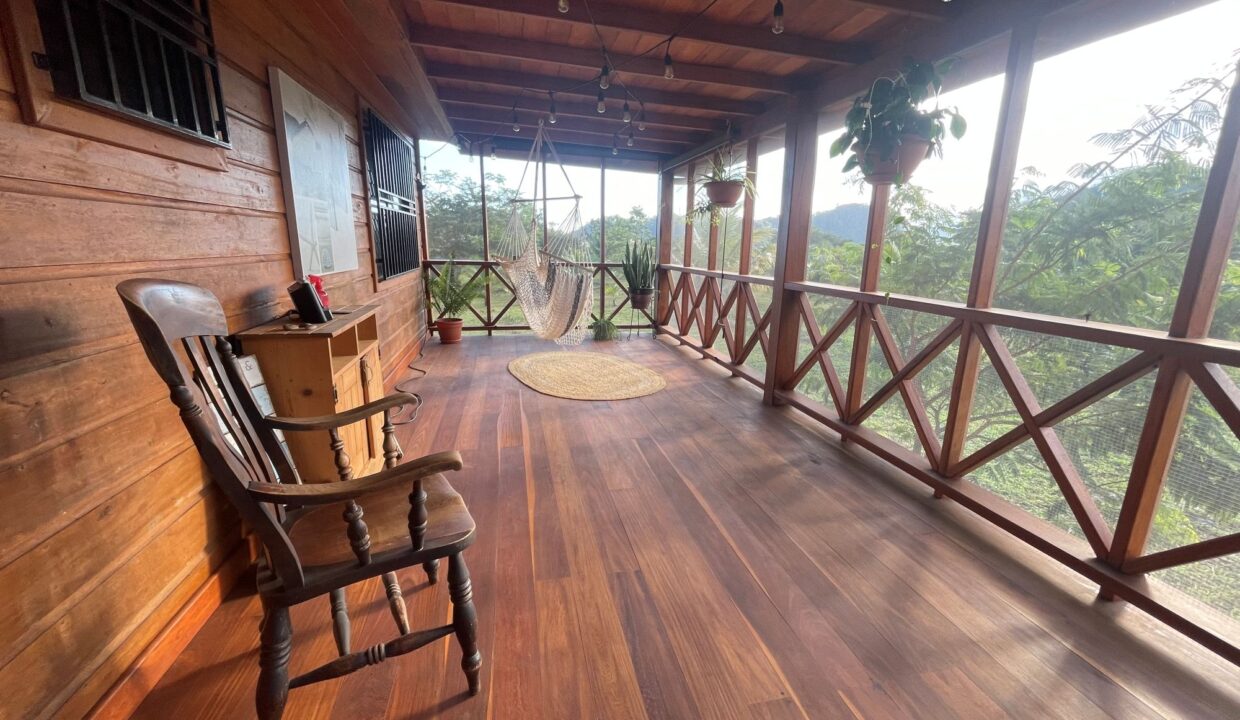 PR-F108-18-covered-porch-1