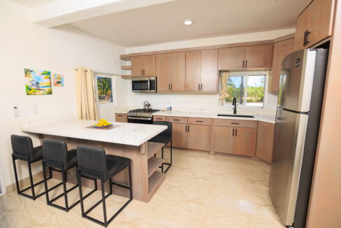 modern-caribbean-seafront-home-belize