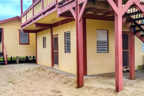 placencia-house-opportunity-in-the-village