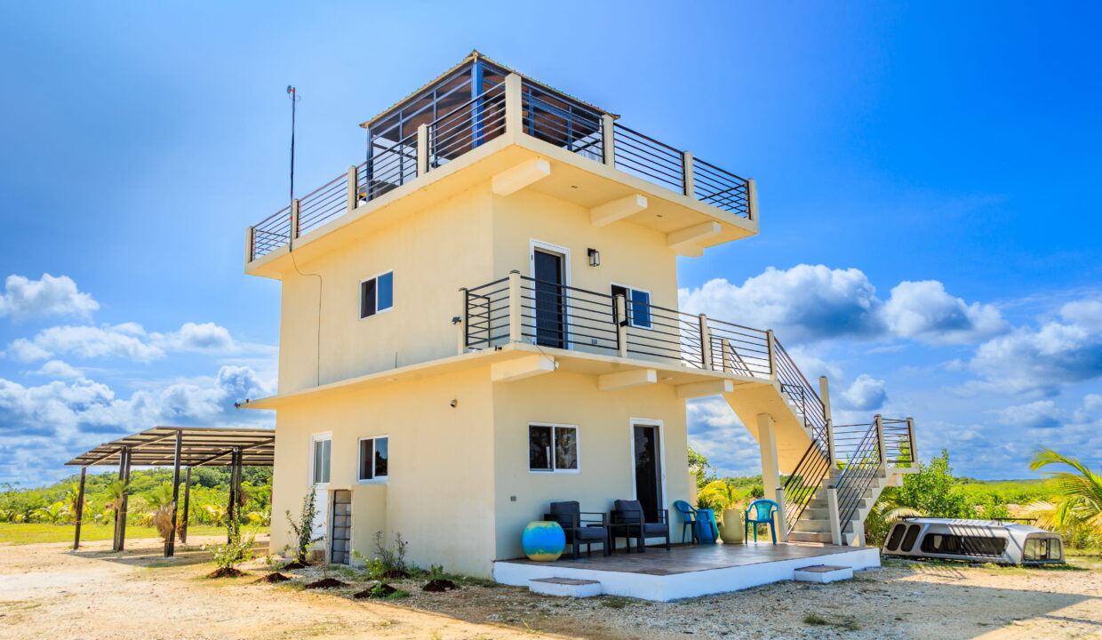 second-home-caribbean-belize-seafront